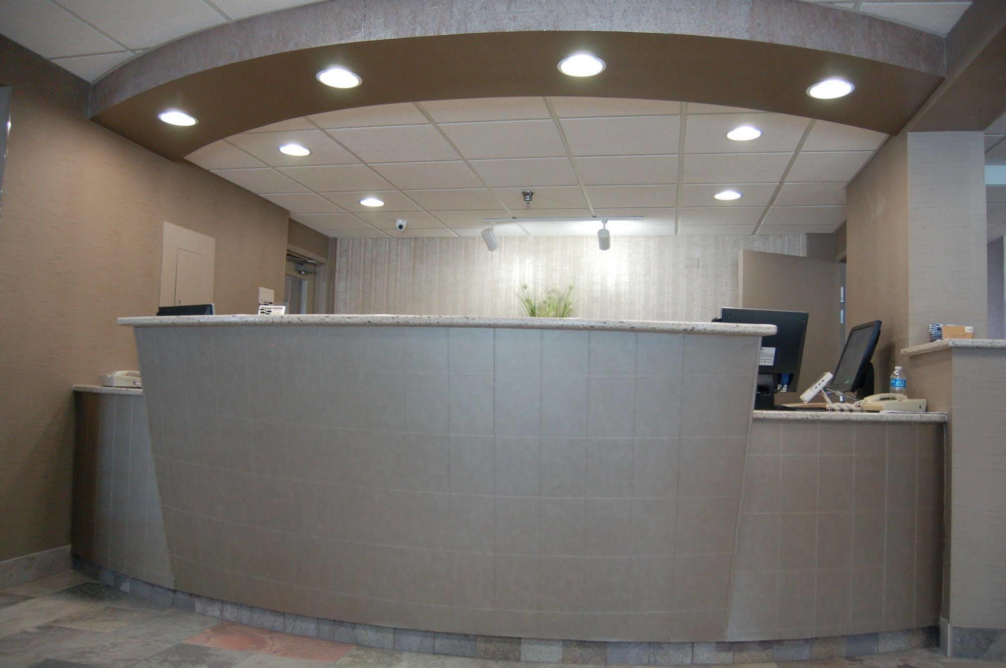Brentwood Inn And Suites Rochester Exteriér fotografie